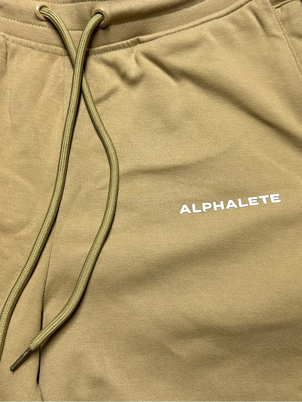 Alphalete Essential Seamless Knit Shorts Women’s M • Army Brown - 10.5” NWOT - Picture 2 of 5